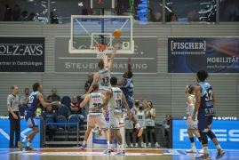 Medipolis SC Jena Eisbaeren Bremerhaven 10102021 00011